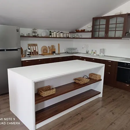 Apartamento уютна къща *